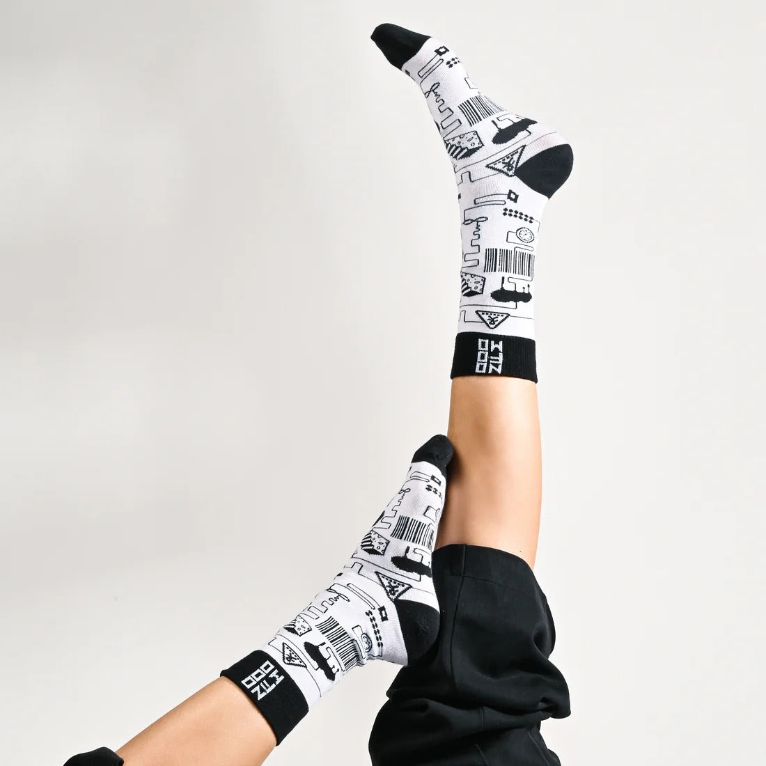 Infinity - Crew Length Socks