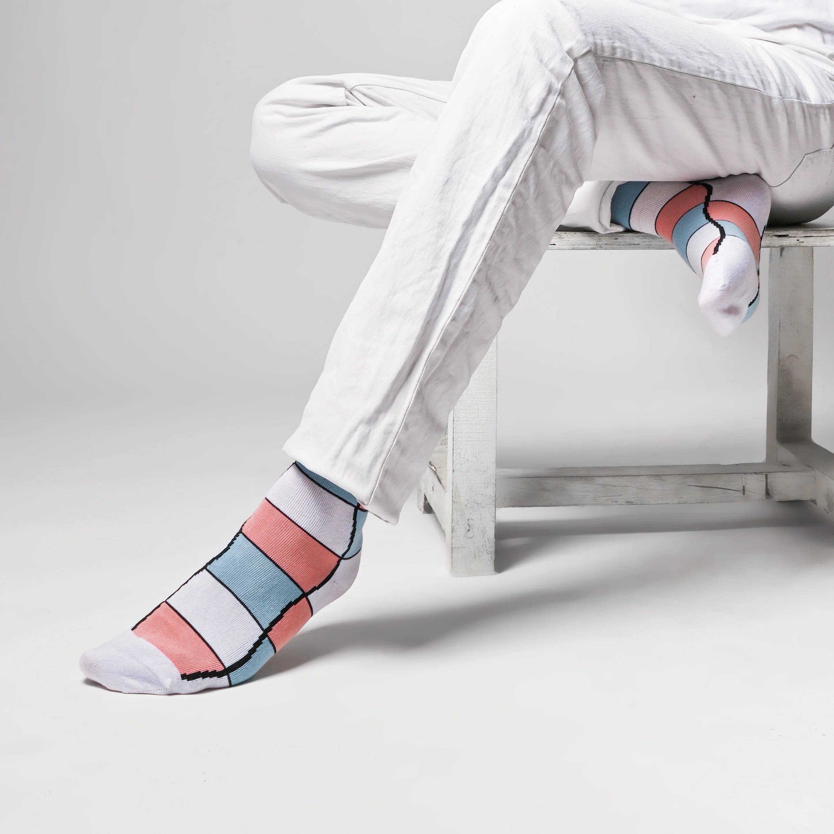 Waves - Crew Length Socks